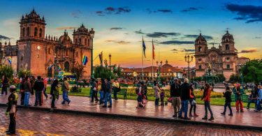 Explorando la Plaza de Armas de Cusco: Un Viaje a Través de la Historia y la Cultura Peruana
