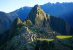 Machu Picchu al Amanecer: Un Espectáculo Natural sin Igual