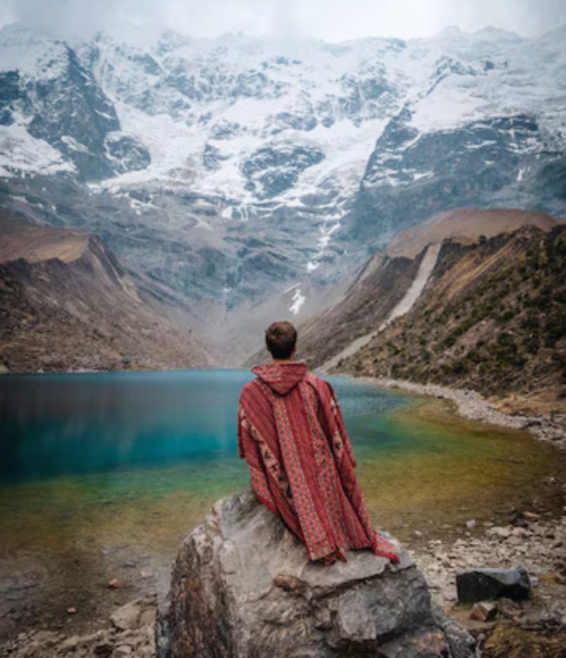 El Espejo Turquesa de los Andes: La Historia y Significado de la Laguna Humantay