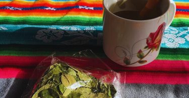 Mate de Coca: Tu Aliado para Combatir la Altura en Cusco