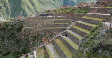 Ollantaytambo: La Fortaleza Inca que Te Hará Viajar en el Tiempo